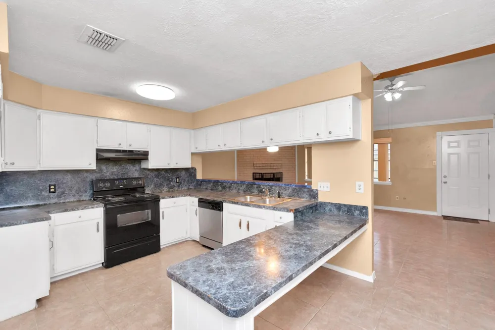 1315 Twining Oaks Lane Missouri City, TX 77489