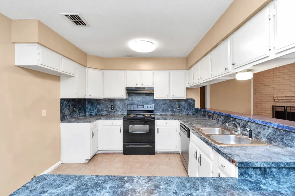 1315 Twining Oaks Lane Missouri City, TX 77489