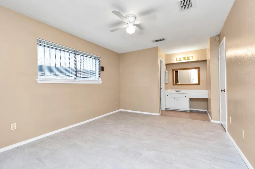 1315 Twining Oaks Lane Missouri City, TX 77489