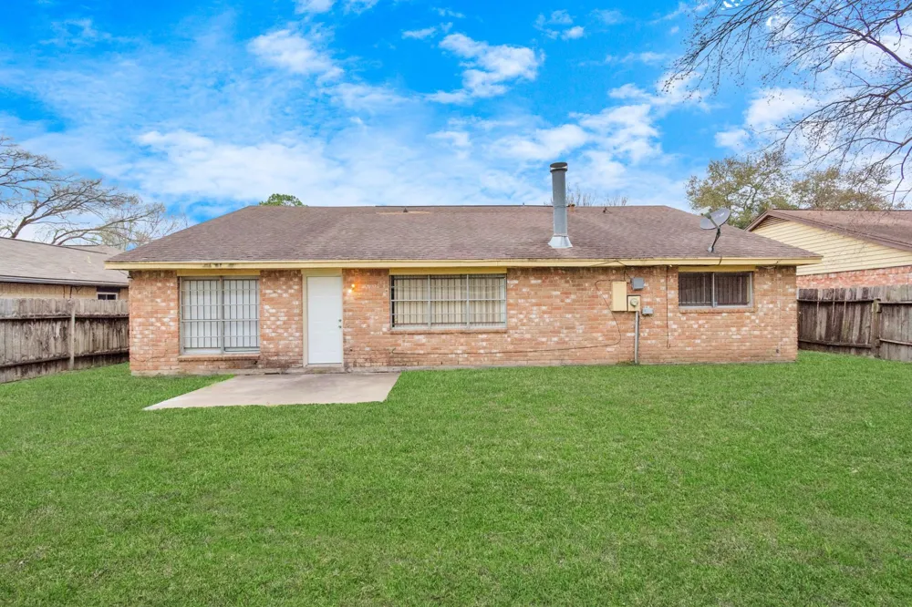 1315 Twining Oaks Lane Missouri City, TX 77489