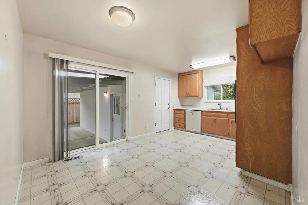 1448 Sherman Avenue Napa, CA 94558