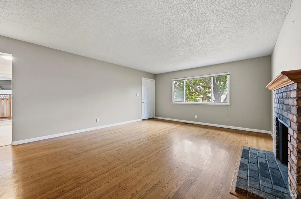 1448 Sherman Avenue Napa, CA 94558