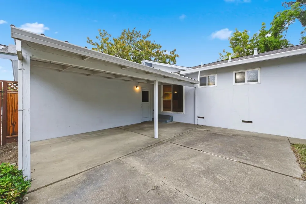 1448 Sherman Avenue Napa, CA 94558