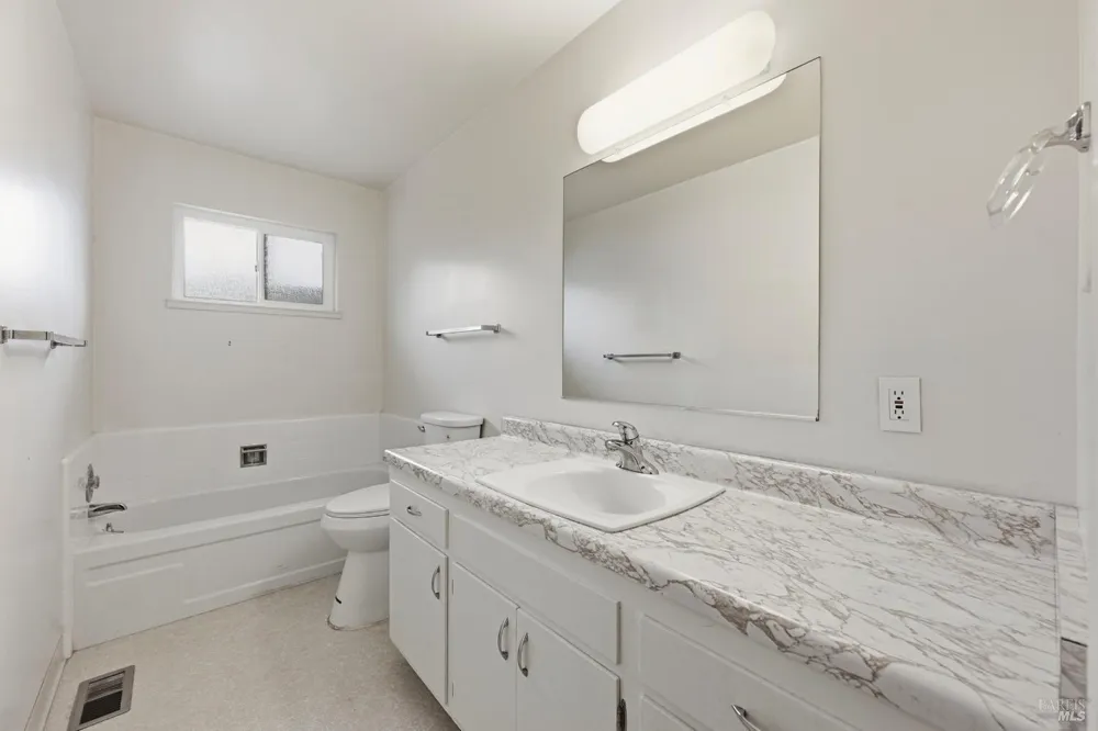 1448 Sherman Avenue Napa, CA 94558