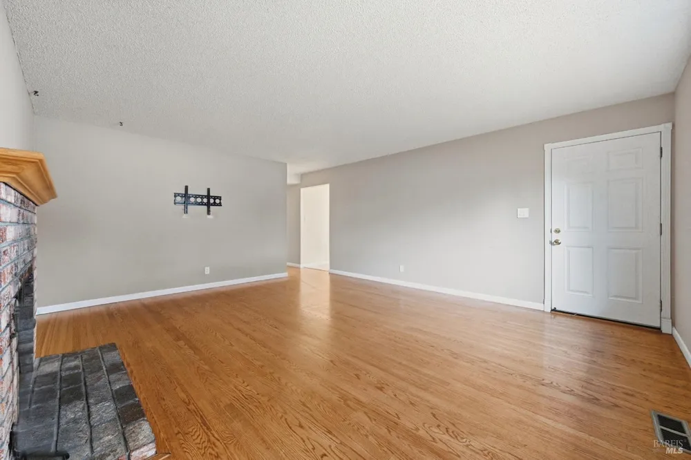 1448 Sherman Avenue Napa, CA 94558