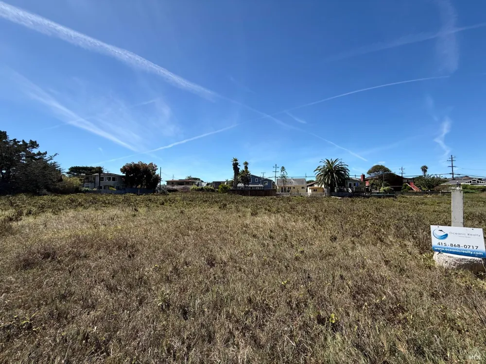 3800 3800 Shoreline Highway Stinson Beach, CA 94970