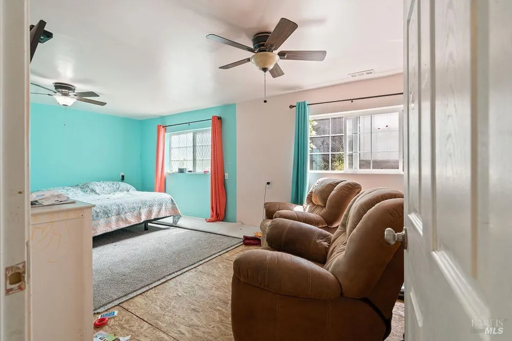 841 Benicia Road Vallejo, CA 94591