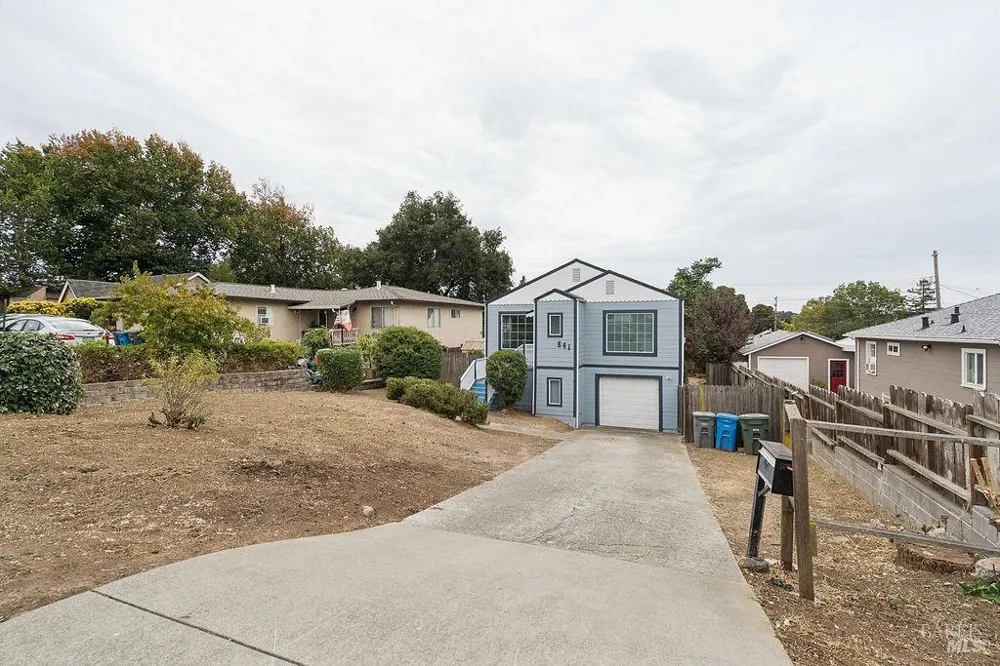 841 Benicia Road Vallejo, CA 94591