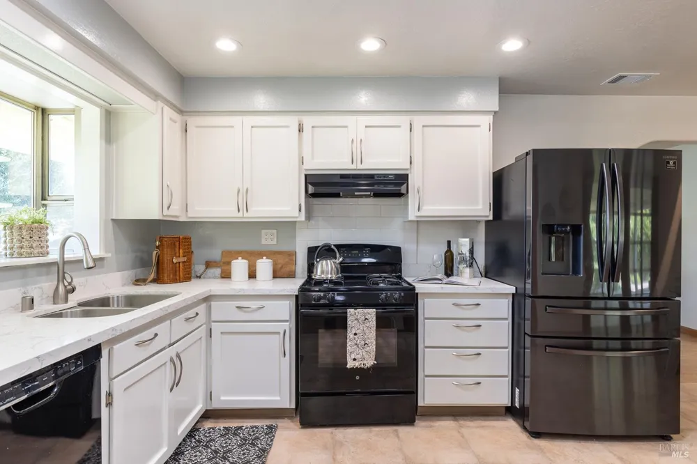 3596 Idlewild Avenue Napa, CA 94558