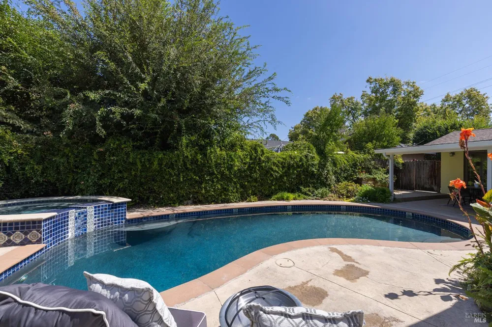3596 Idlewild Avenue Napa, CA 94558