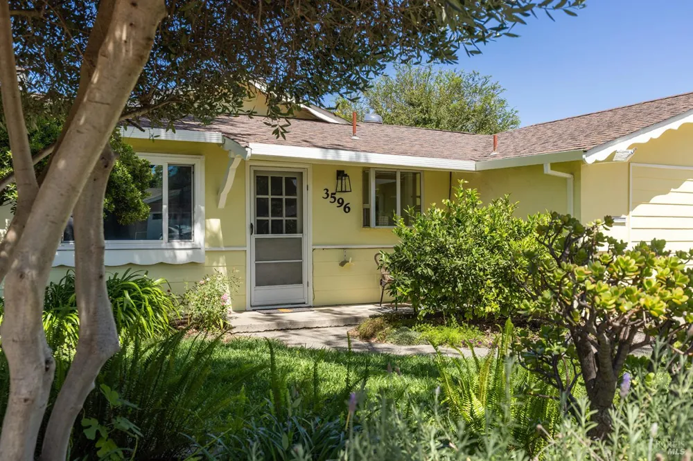 3596 Idlewild Avenue Napa, CA 94558