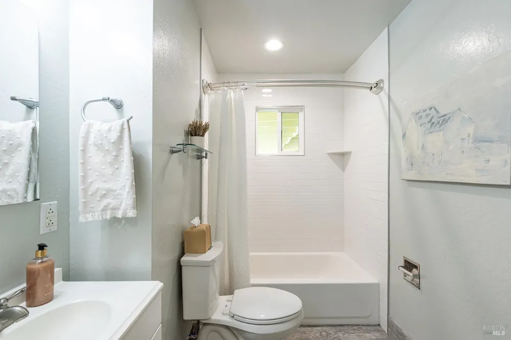 3596 Idlewild Avenue Napa, CA 94558