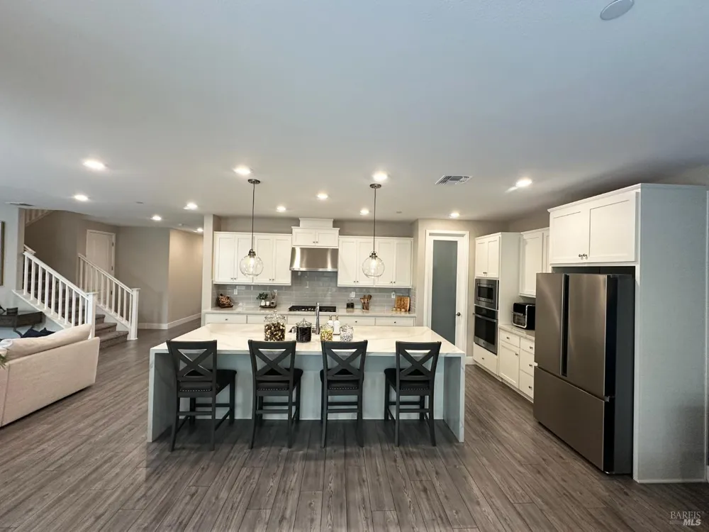 2408 Azure Place Fairfield, CA 94533