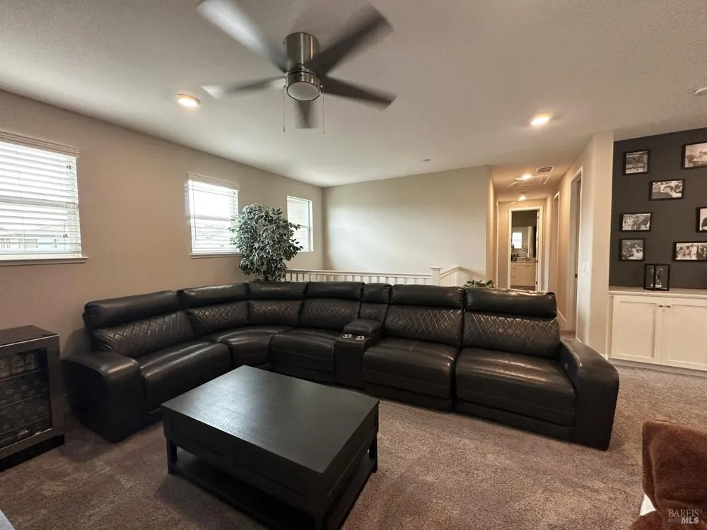 2408 Azure Place Fairfield, CA 94533