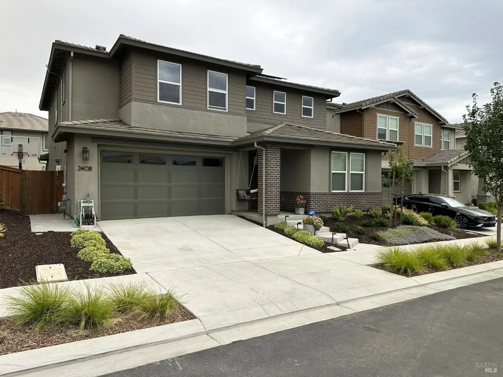 2408 Azure Place Fairfield, CA 94533