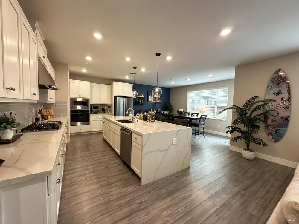 2408 Azure Place Fairfield, CA 94533