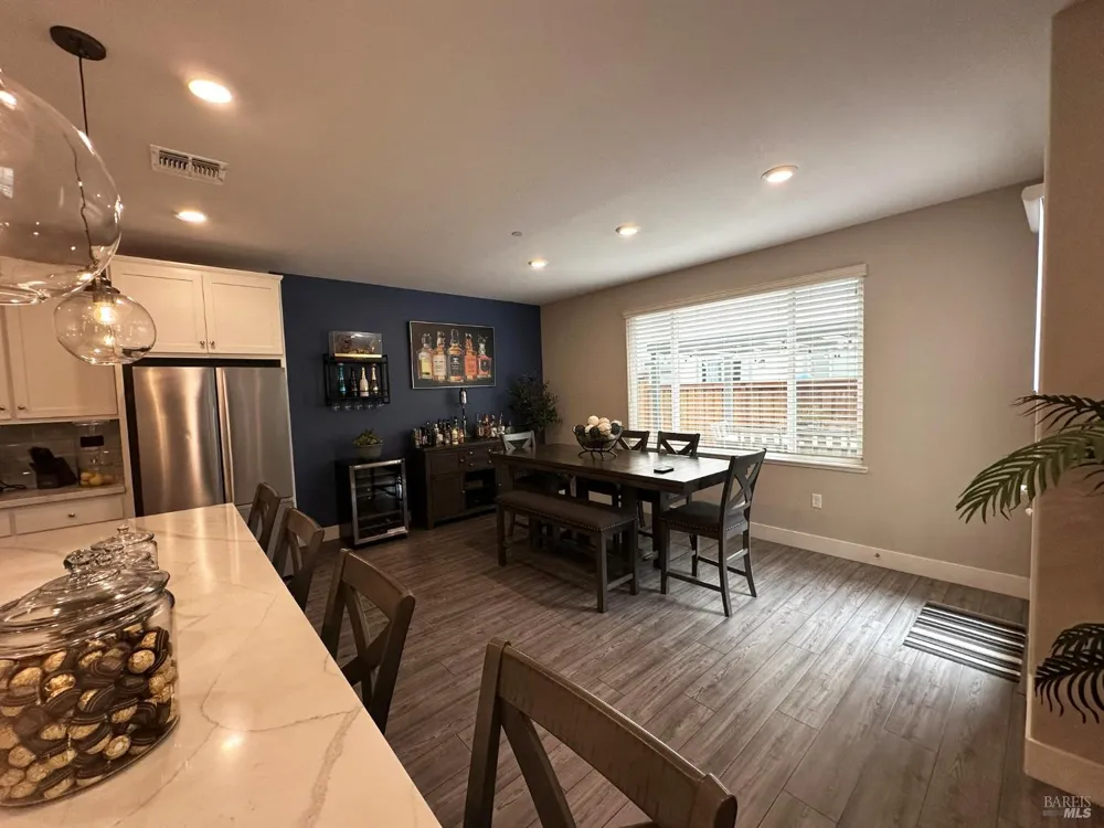 2408 Azure Place Fairfield, CA 94533