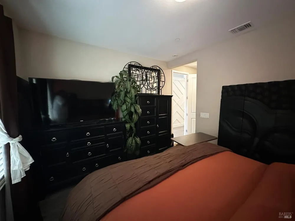 2408 Azure Place Fairfield, CA 94533