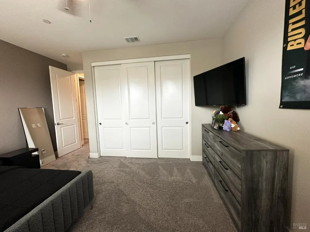 2408 Azure Place Fairfield, CA 94533