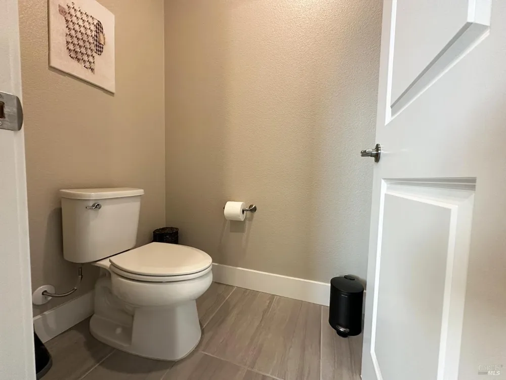 2408 Azure Place Fairfield, CA 94533