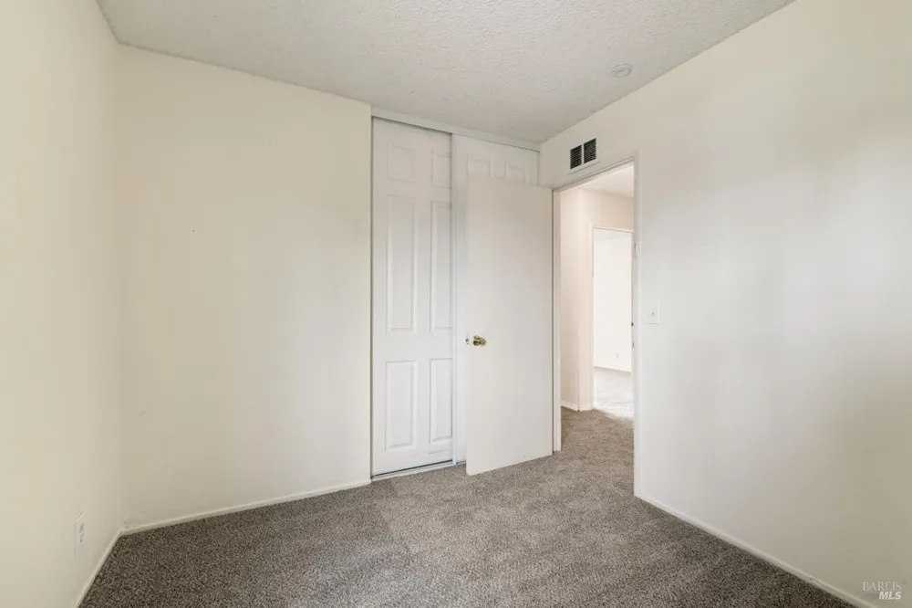 166 Delta Circle Vallejo, CA 94589