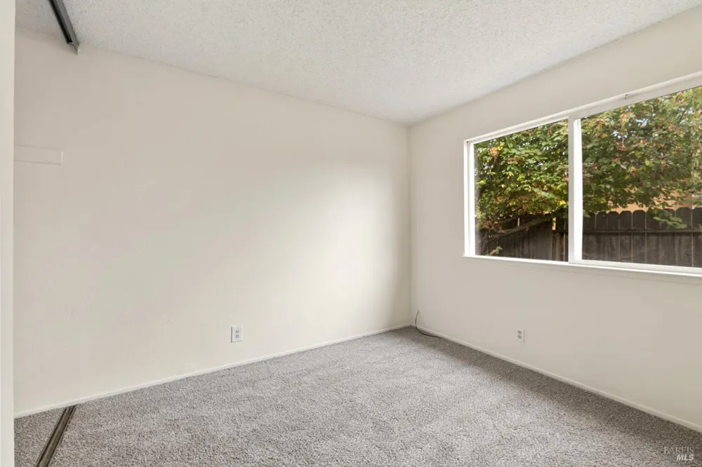 166 Delta Circle Vallejo, CA 94589