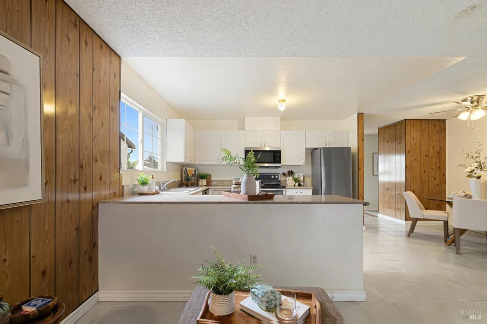 166 Delta Circle Vallejo, CA 94589