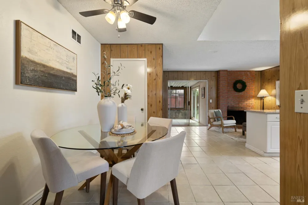 166 Delta Circle Vallejo, CA 94589