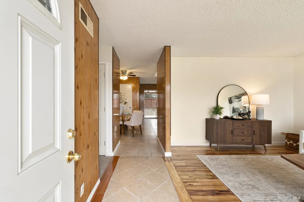 166 Delta Circle Vallejo, CA 94589