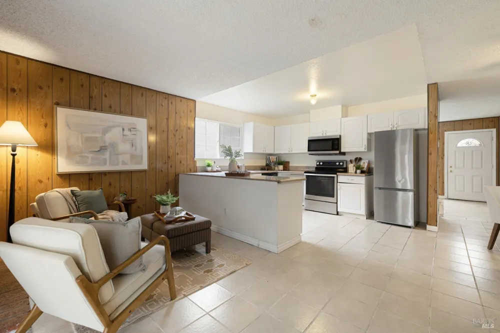 166 Delta Circle Vallejo, CA 94589