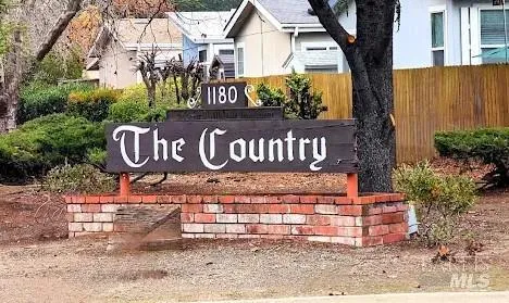 61 Somerset Drive Santa Rosa, CA 95401