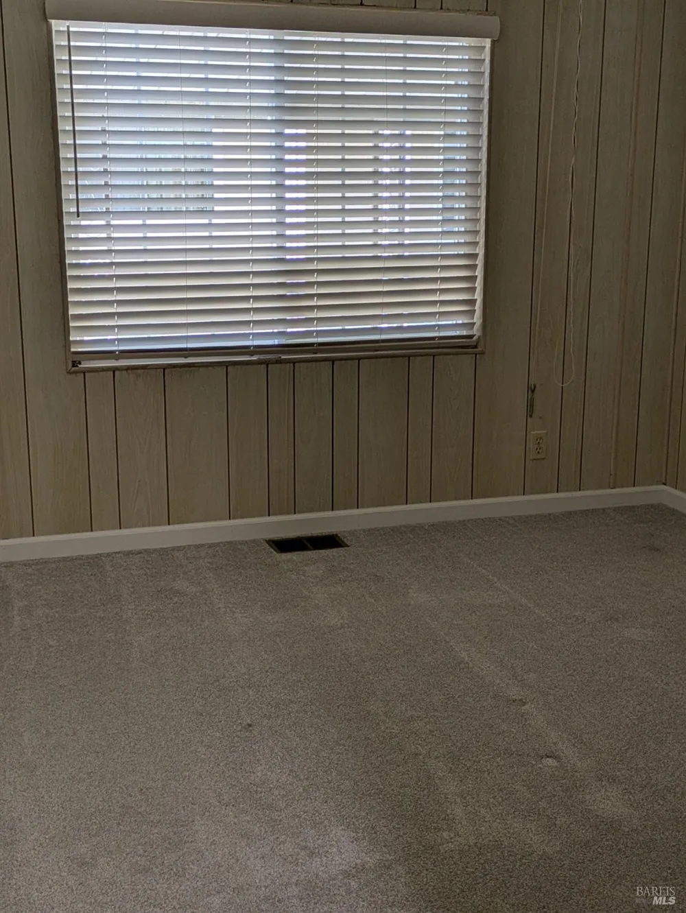 61 Somerset Drive Santa Rosa, CA 95401