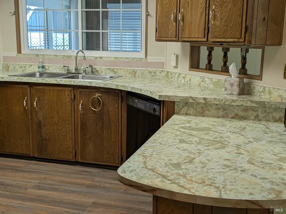 61 Somerset Drive Santa Rosa, CA 95401