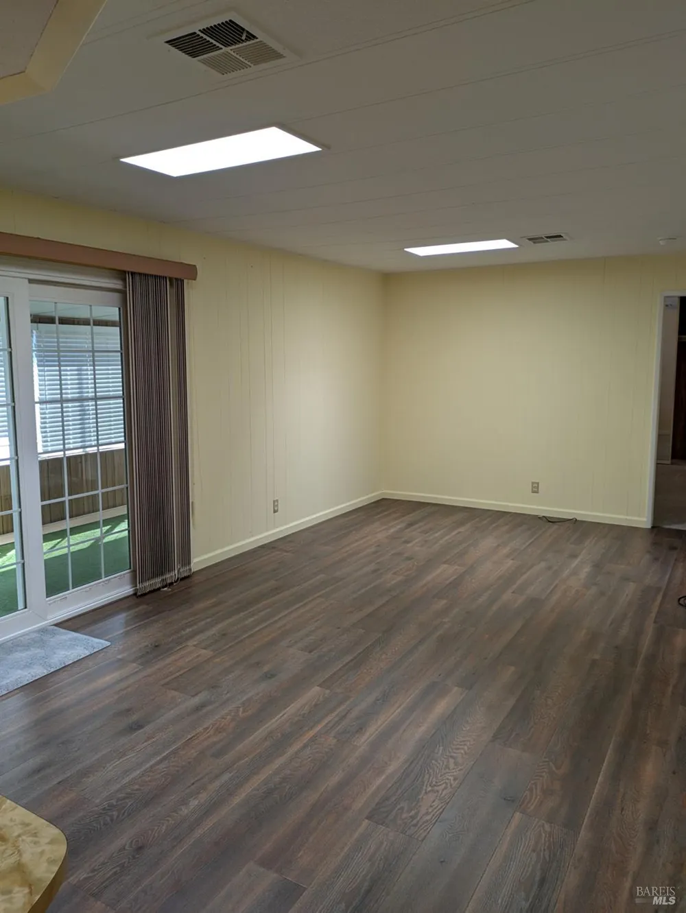 61 Somerset Drive Santa Rosa, CA 95401