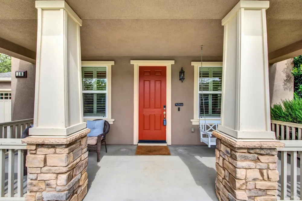 18 Riverton Court Napa, CA 94558
