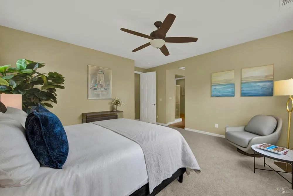 18 Riverton Court Napa, CA 94558