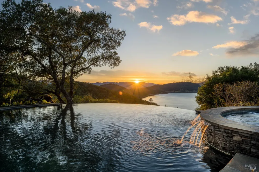 40 Long Ranch Road St. Helena, CA 94574