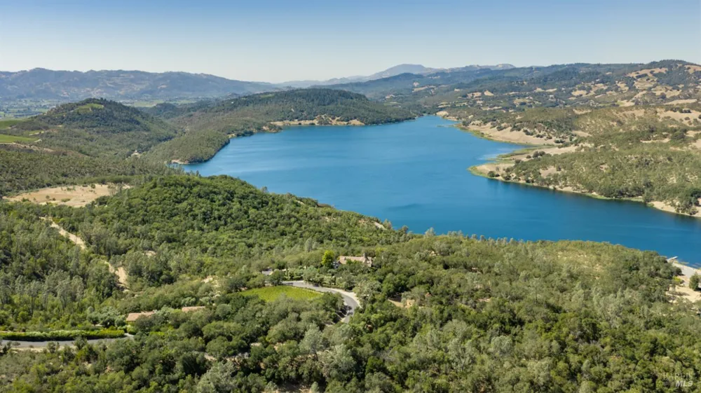 40 Long Ranch Road St. Helena, CA 94574