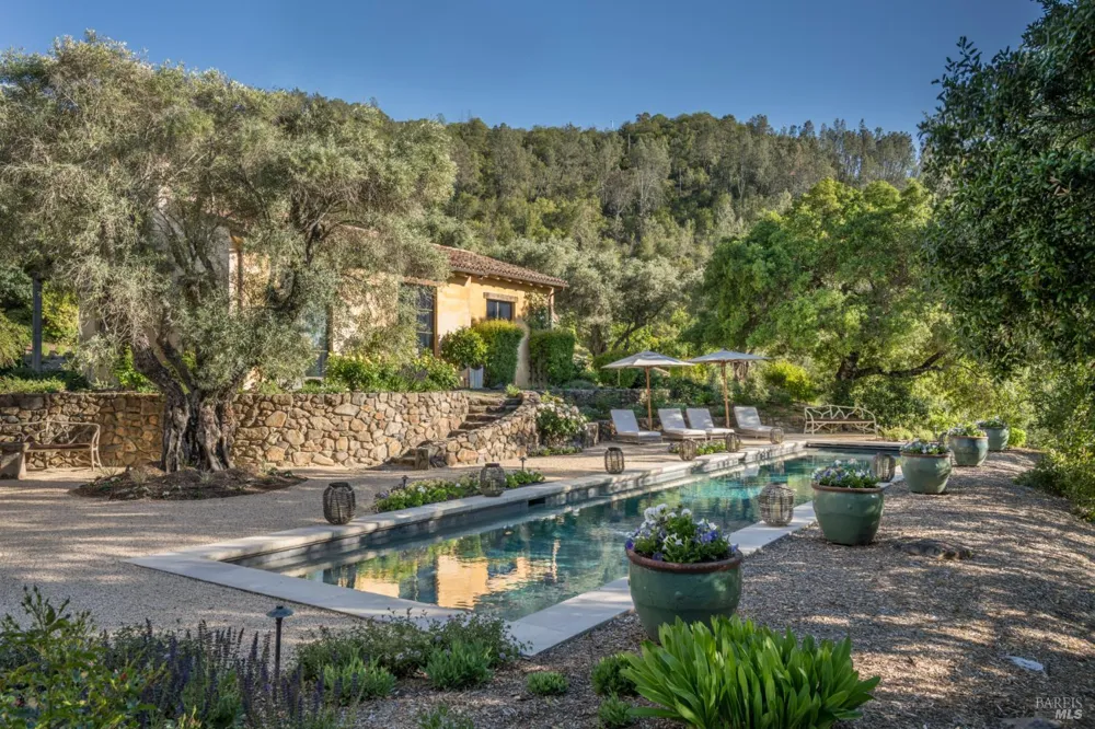 40 Long Ranch Road St. Helena, CA 94574