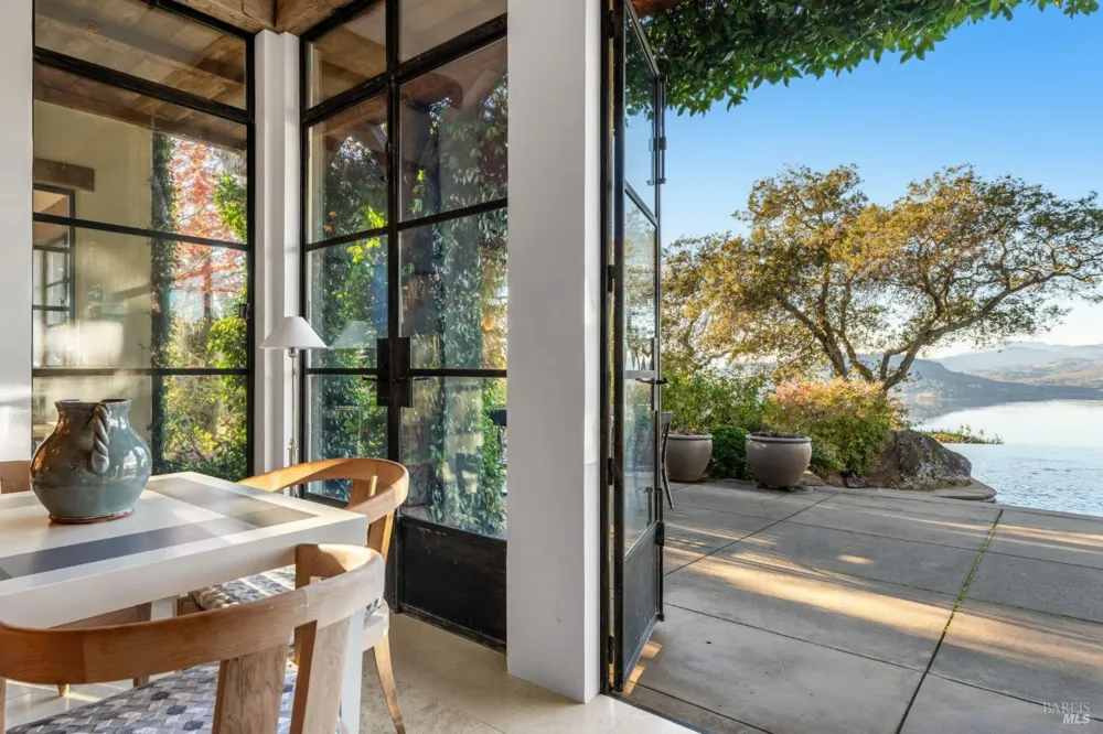 40 Long Ranch Road St. Helena, CA 94574