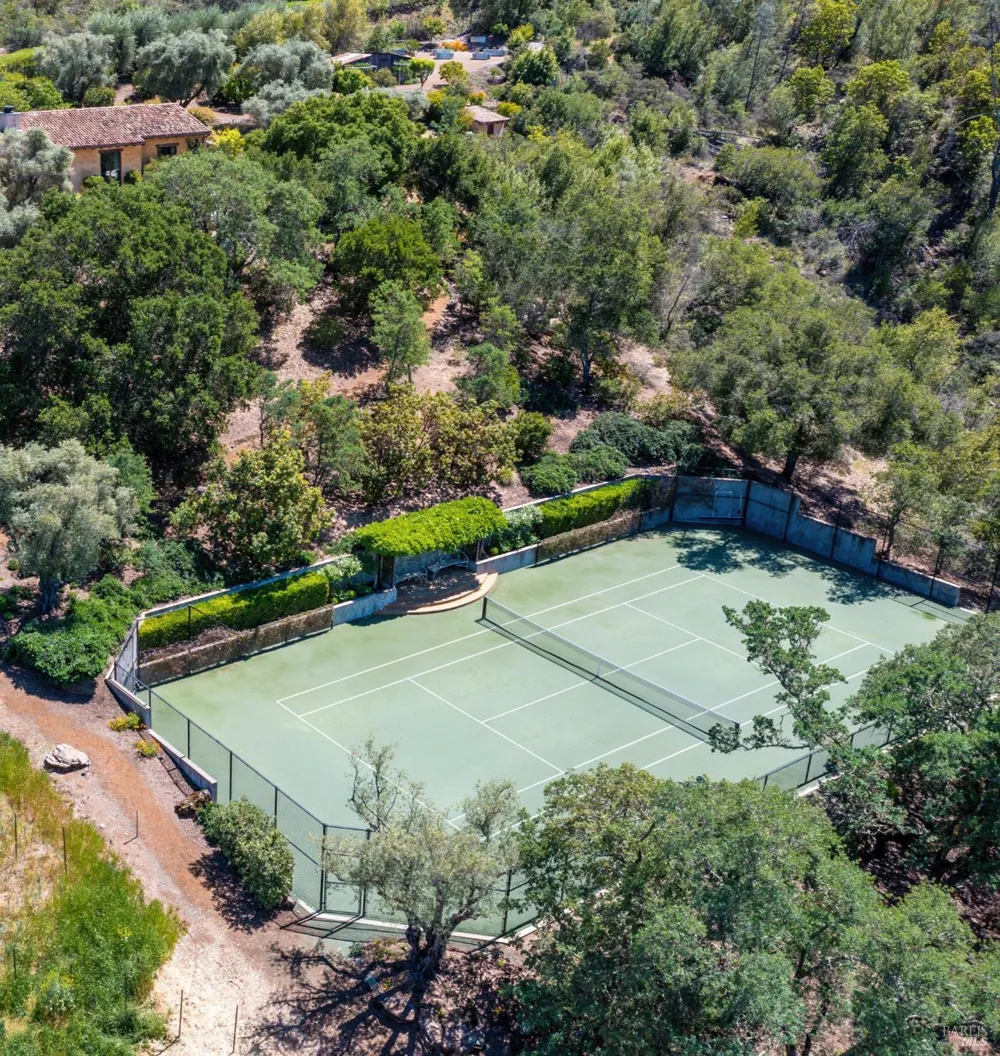 40 Long Ranch Road St. Helena, CA 94574