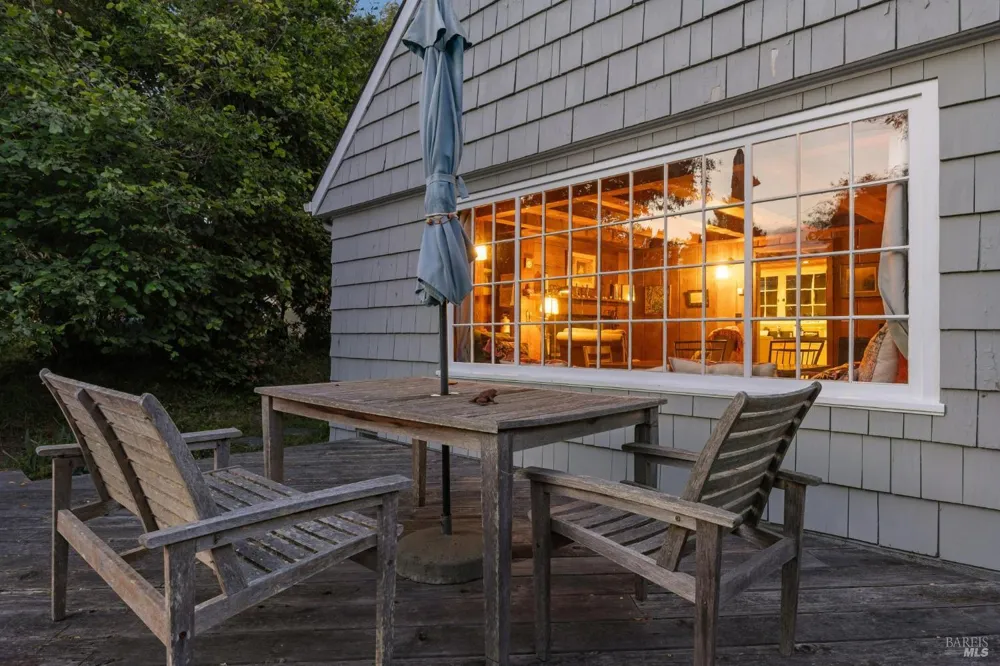 6 Cameron Street Inverness, CA 94937