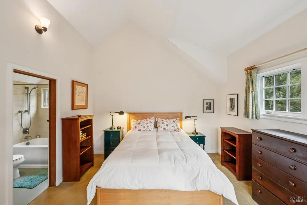 6 Cameron Street Inverness, CA 94937