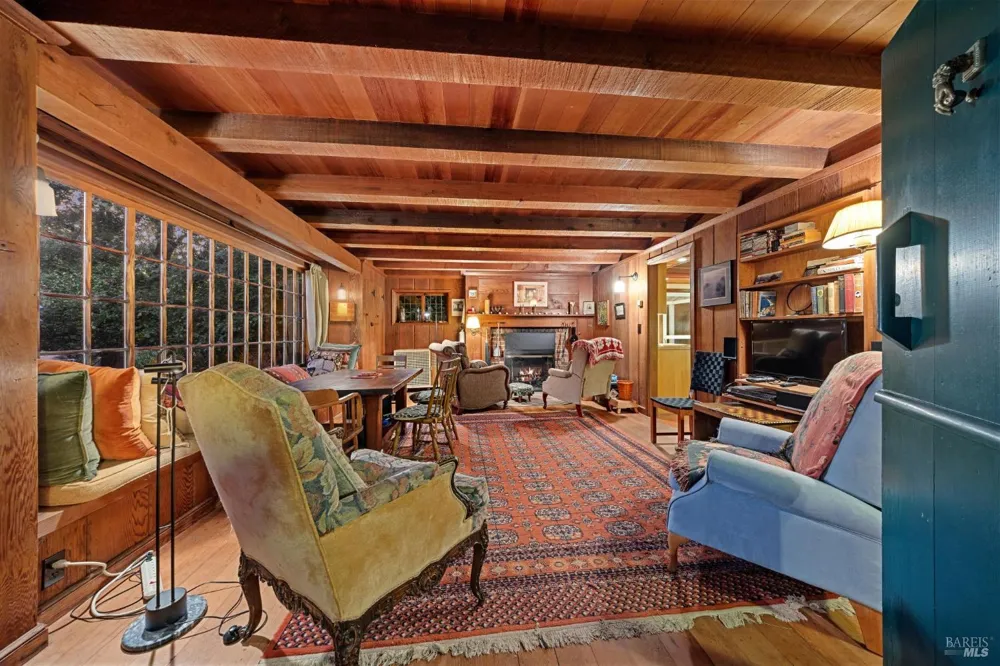 6 Cameron Street Inverness, CA 94937