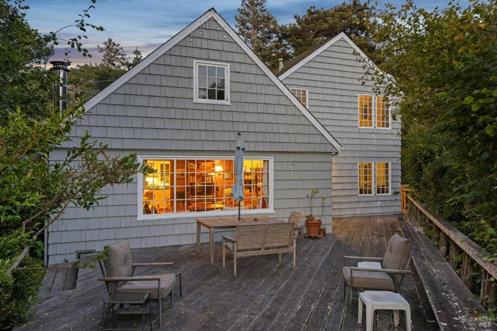 6 Cameron Street Inverness, CA 94937