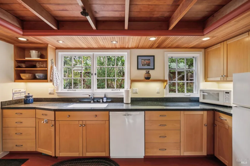6 Cameron Street Inverness, CA 94937