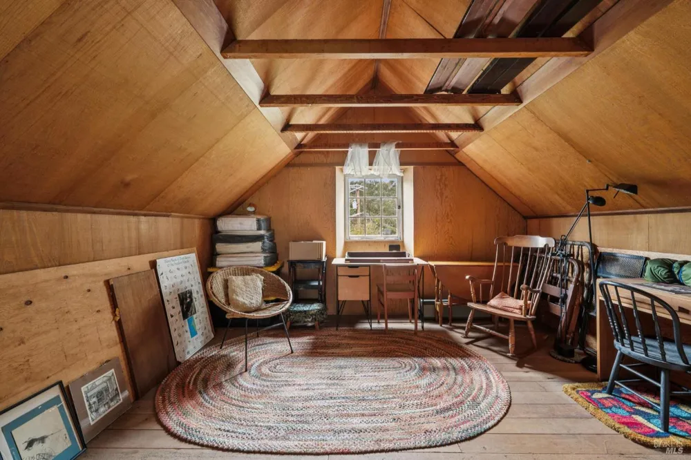 6 Cameron Street Inverness, CA 94937