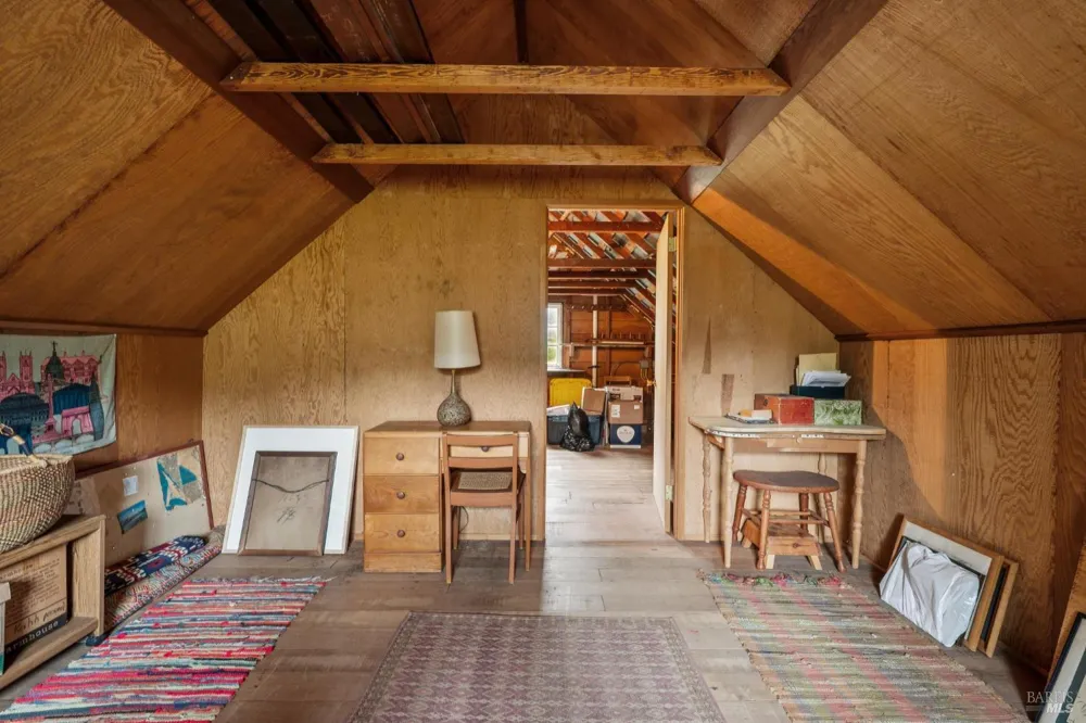 6 Cameron Street Inverness, CA 94937