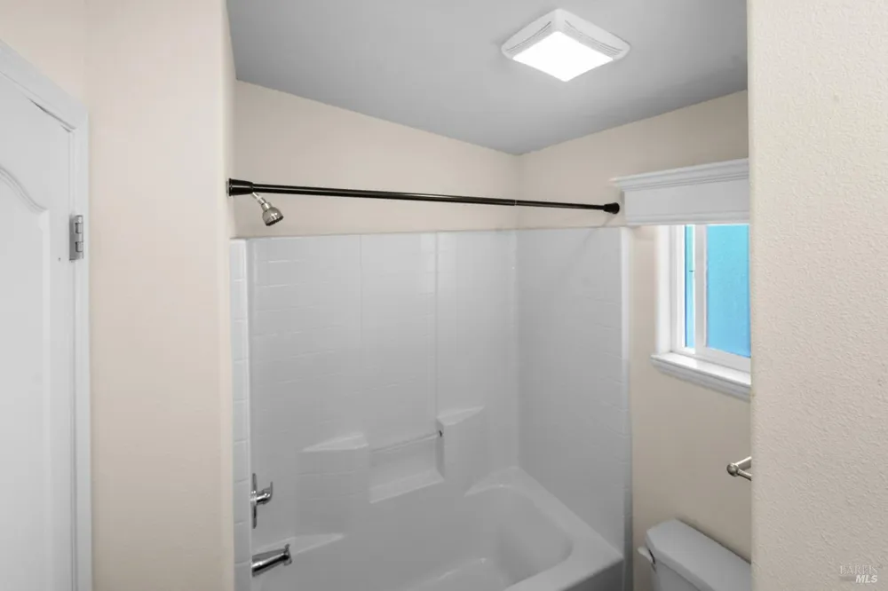 105 Redwing Drive Santa Rosa, CA 95409