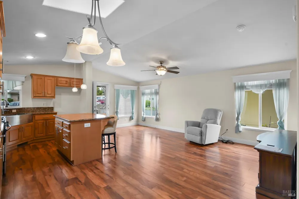 105 Redwing Drive Santa Rosa, CA 95409